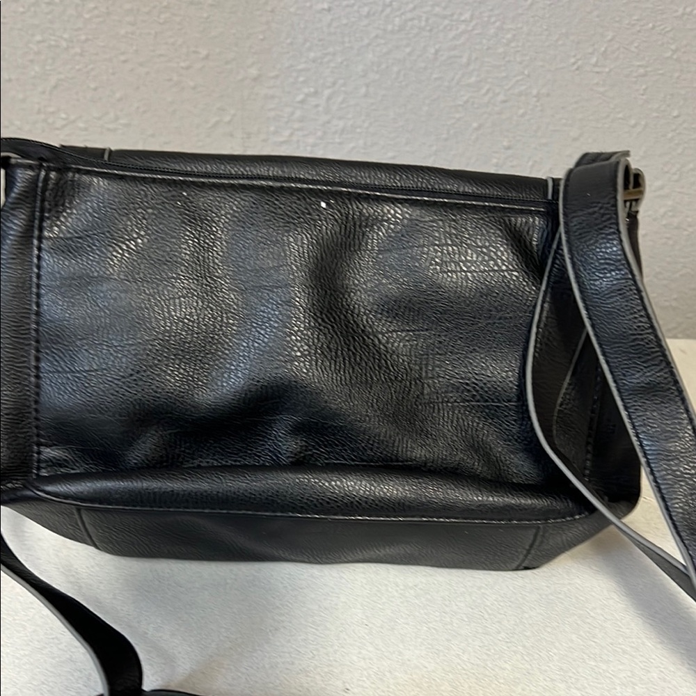 Harve Benard Black Shoulder Bag with Studded Detailing - Picture 3 of 6
